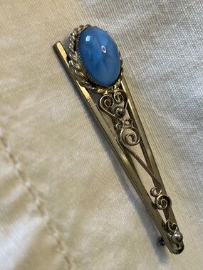 Antique Art Deco Filigree Blue Cabochon Opalite Glass Victorian Style brooch
